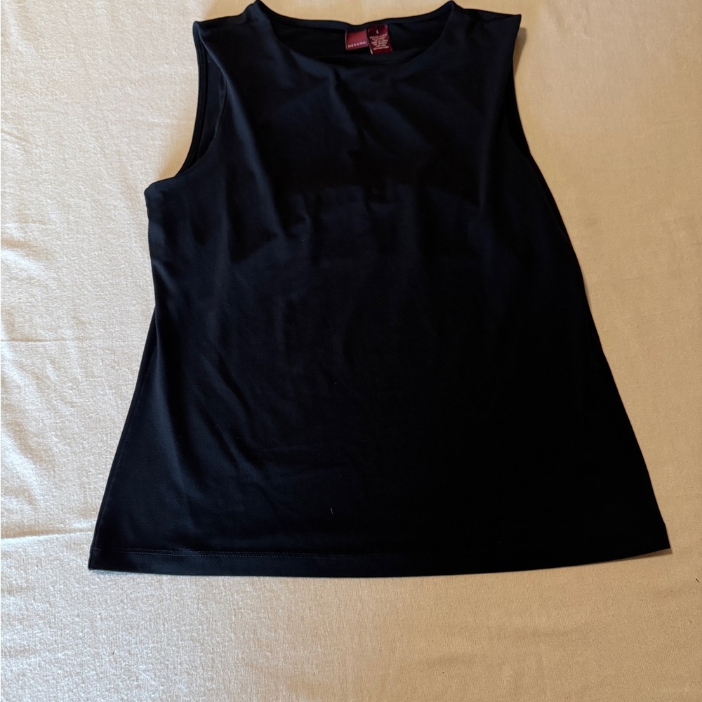 Black Sleeveless Top